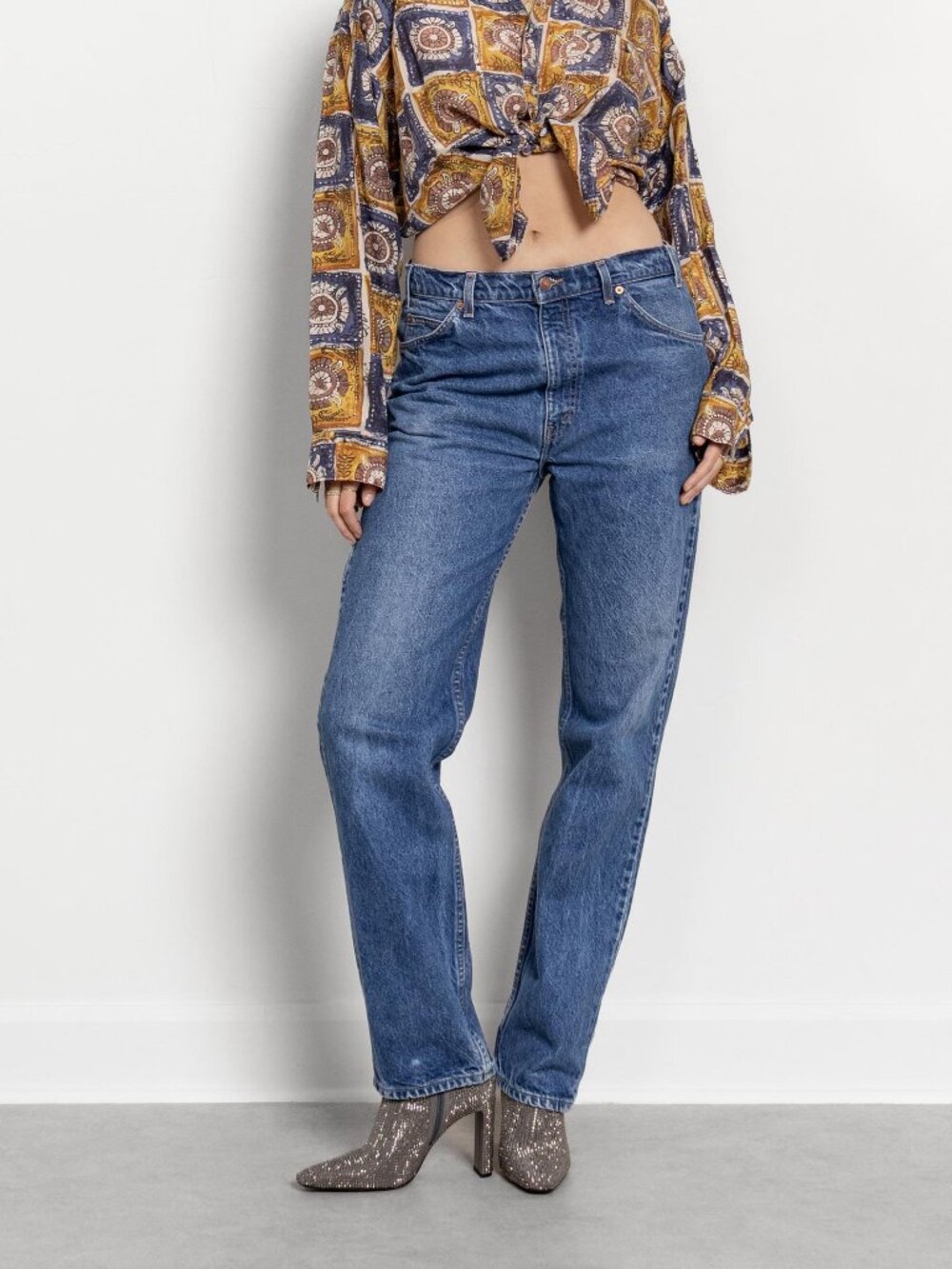 Vintage Levi's 505 Boyfriend Jeans: Faded Relaxed Fit, USA Made